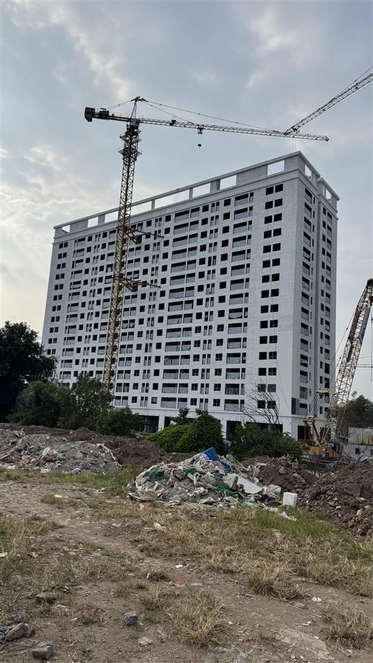 Hiếm có 1 căn chung cư 2pn 75m ban công đông nam giá 64tr/m tại handico riverside x2 trần phú