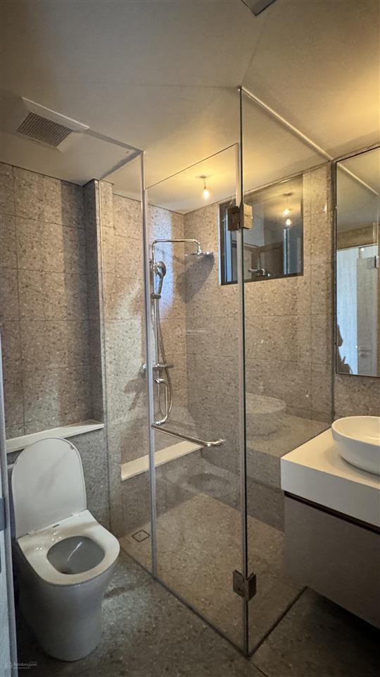 Bán nhanh căn 3n toà s1 81m giá 5,5 tỷ công chứng sớm. rẻ hơn thị trường 500600tr.  0961 940 ***