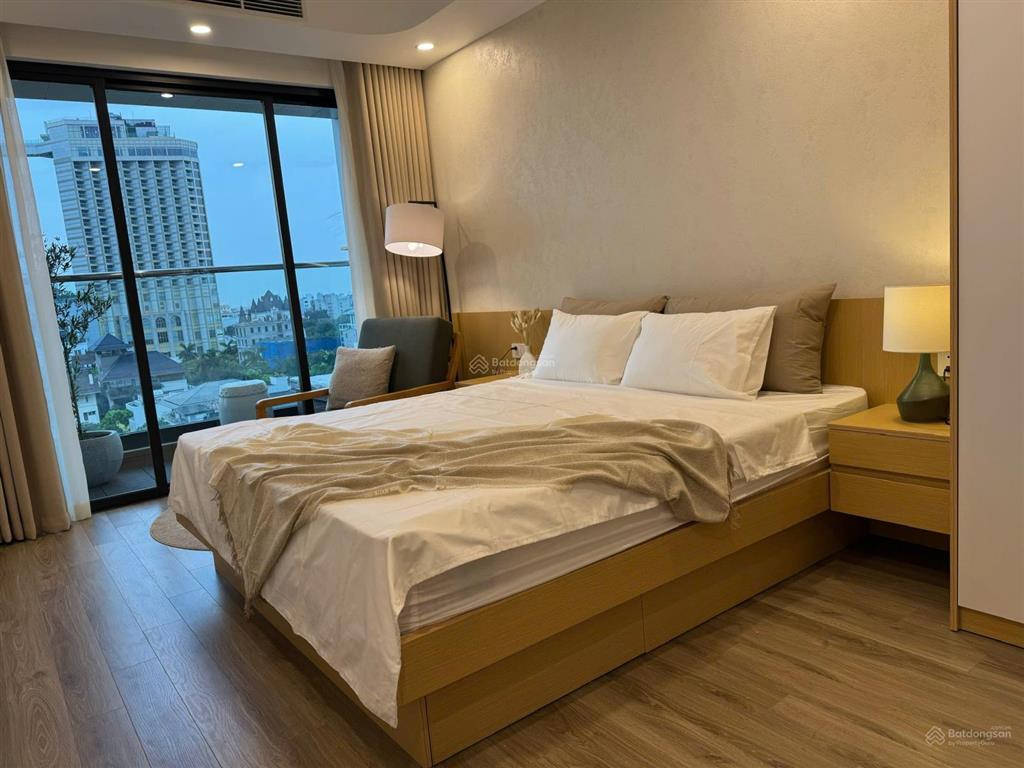 Cho thuê nhanh căn hộ 2pn 89m2 nội thất cơ bản giá cực hời chỉ 14tr/tháng