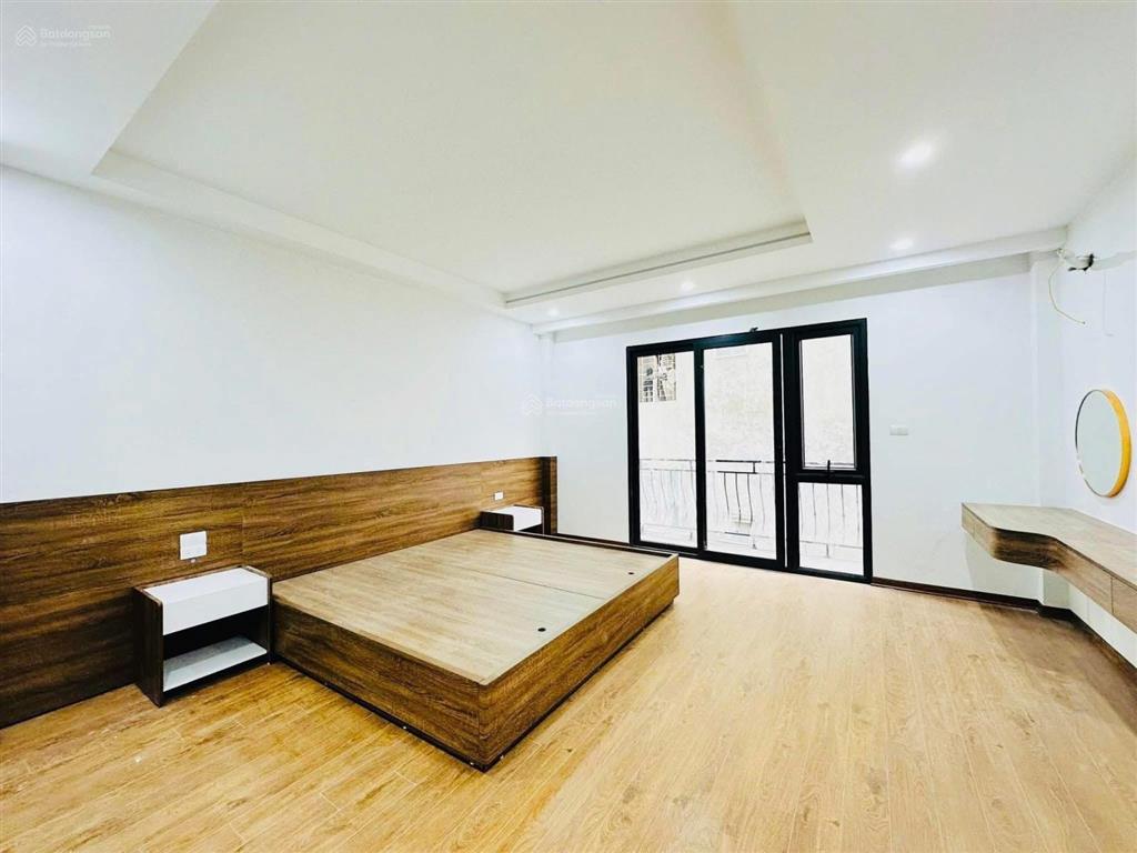 Lô góc phố giáp nhị nhà đẹp 2 thoáng ngõ nông thông tứ tung 38m x5t giá nhỉnh 7 tỷ sổ đỏ cc có tl