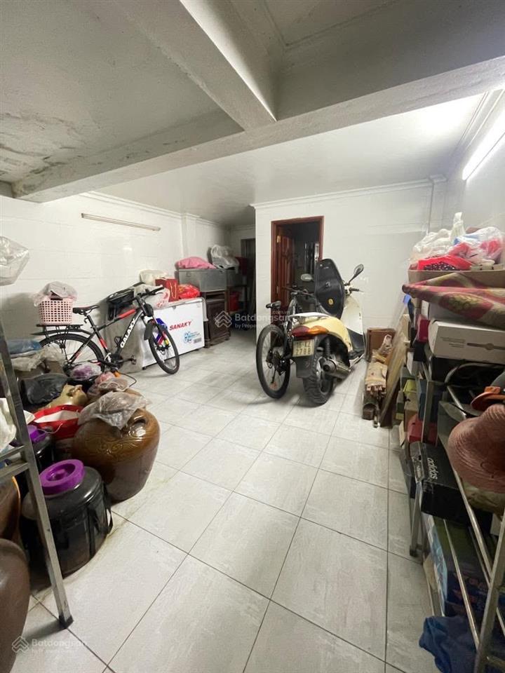 Ô tô đỗ cổng phố lò đúc nhà dân xây còn ở tốt kinh doanh 60m2 x4t sổ đỏ cc giá 9.6 tỷ có tl