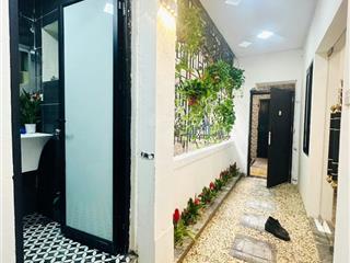 Bán nhà tập thể phố vọng hà nhà đẹp 2 tầng 5+6 3 thoáng 3 pn 90m2 giá nhỉnh 3 tỷ sổ đỏ cc có tl