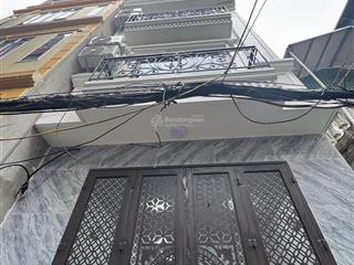 Bán chdv phố lĩnh nam tháng máy đủ pccc 2 thoáng 10p đt 700 triệu /năm nông thông mới 65m2 x6t