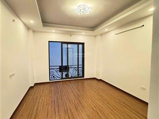 Ô tô đỗ góc phố lê thanh nghị 2 thoáng nông thông ở ngay 45m2x5t giá nhỉnh 8 tỷ có tl