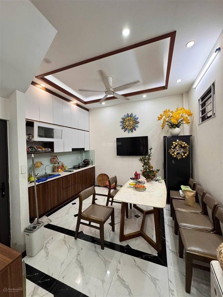 Lô góc phố bạch mai nhà dân xây kinh doanh 60m x5t giá nhỉnh 9 tỷ sổ cc có tl
