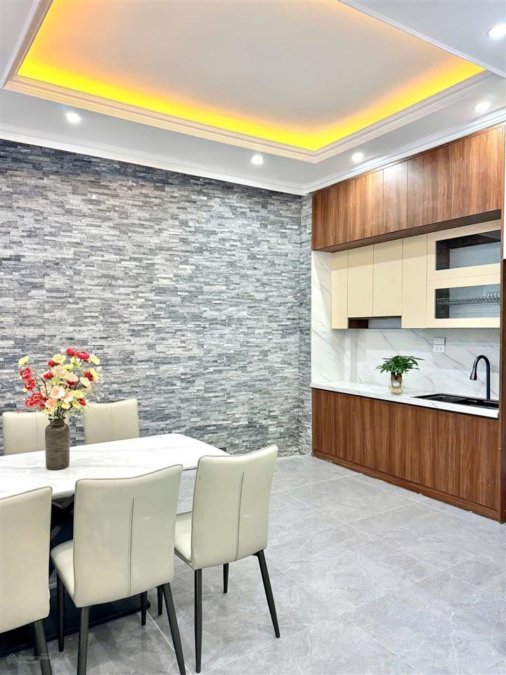 Ô tô đỗ phố minh khai nhà đẹp dân xây ngõ thông 47m2 x5t giá nhỉnh 8 tỷ sổ cc có tl