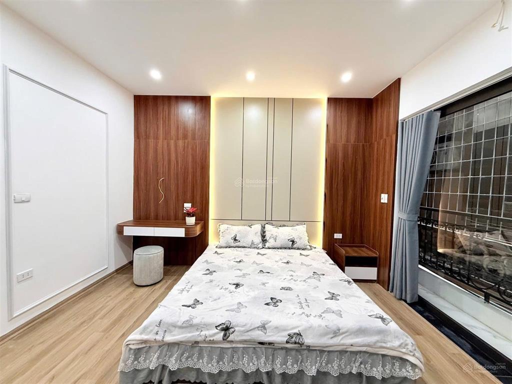 Ô tô đỗ phố minh khai nhà đẹp dân xây ngõ thông 47m2 x5t giá nhỉnh 8 tỷ sổ cc có tl