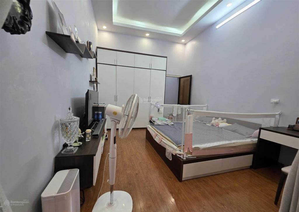 Ô tô đỗ cửa phố minh khai nhà đẹp dân xây 2 thoáng trước sau kinh doanh 42m2 x5t giá 8.2 tỷ sổ cc