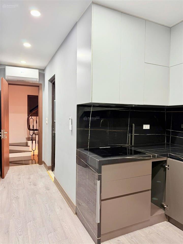 Nhà đẹp dân xây phố bạch mai nông thông 46m2 x5t 6 ngủ giá nhỉnh 8 tỷ sổ cc có tl