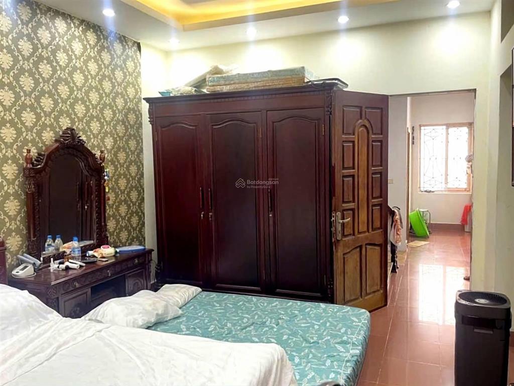 Ô tô đỗ cổng phố minh khai nhà đẹp dân xây kinh doanh cho thuê 50m2 x4t giá 8.5 tỷ sổ cc có tl