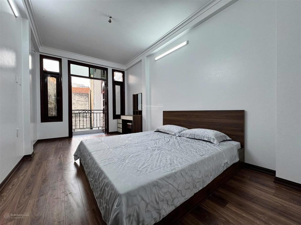 Sau nhà phố lê ngọc hân nhà đẹp 2 thoáng phố cổ 30m2 x 5t giá nhỉnh 6 tỷ sổ cc có tl