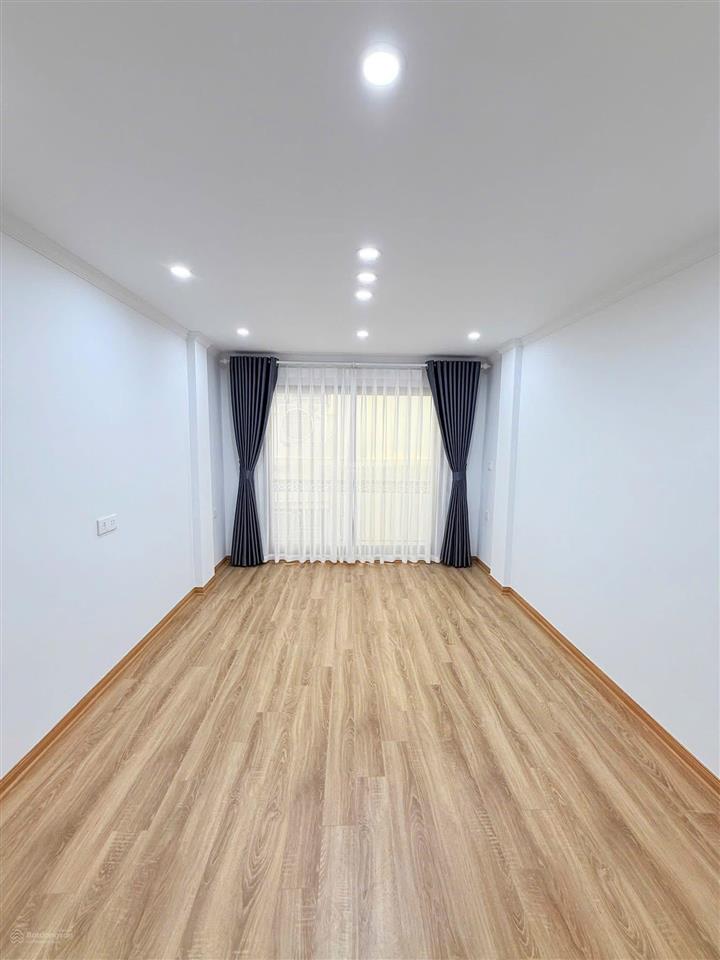 Ô tô đỗ cửa phố lê thanh nghị nhà đẹp 2 thoáng kinh doanh 40m2x5t giá nhỉnh 8 tỷ sổ cc có tl