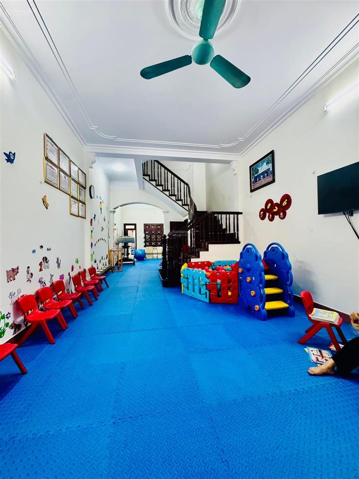 Gần ô tô phố trương định dt rộng vừa ở vừa cho thuê 65m2x5t giá 9.1 tỷ sổ cc có tl