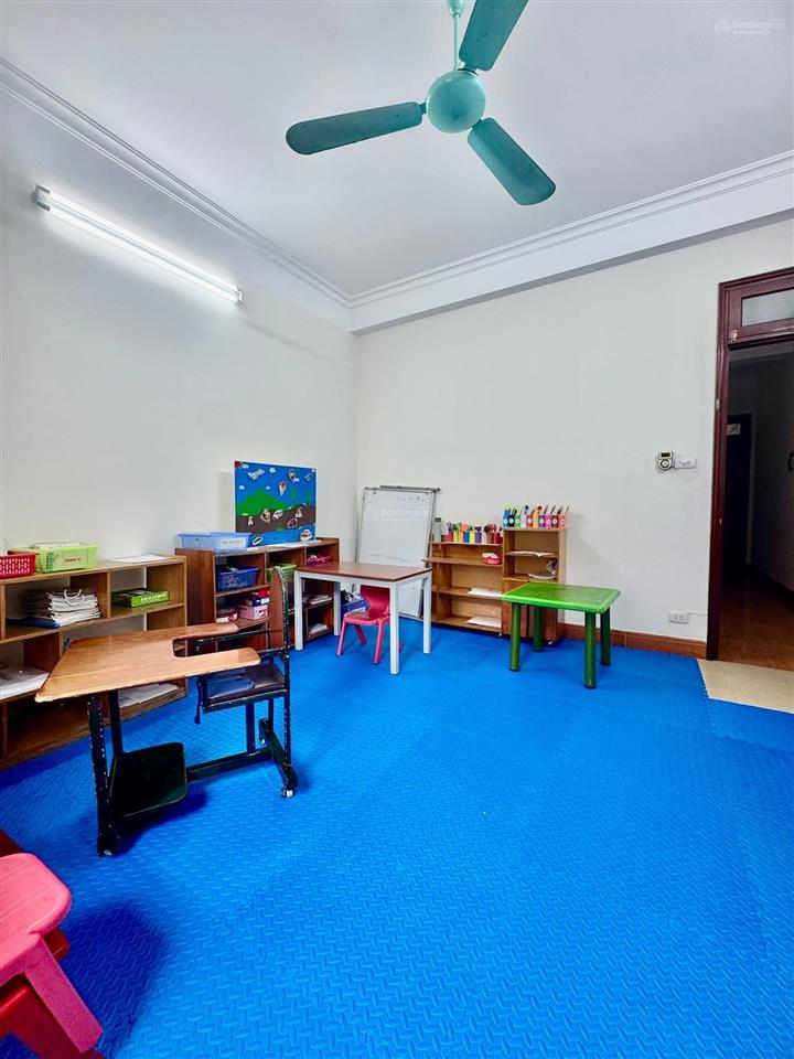 Gần ô tô phố trương định dt rộng vừa ở vừa cho thuê 65m2x5t giá 9.1 tỷ sổ cc có tl