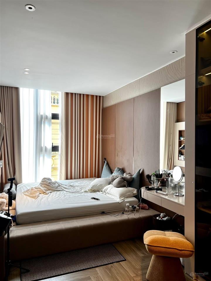 Mặt ngõ thông phố trần đại nghĩa nhà đẹp dân xây kinh doanh 46m2 x5t có ô chờ thang máy giá 8.9 tỷ