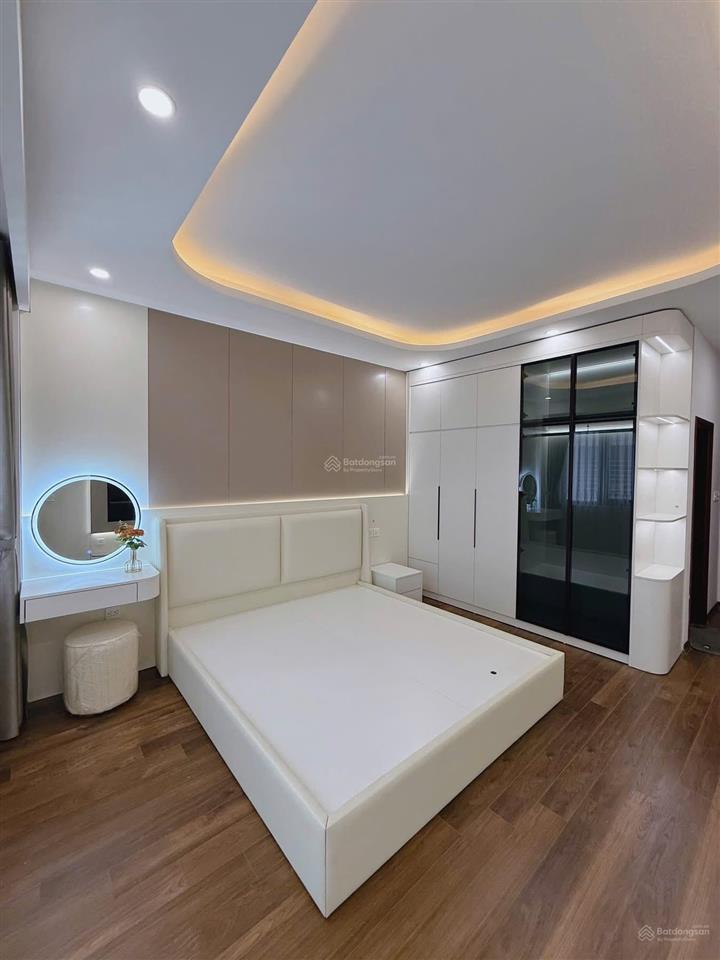Bán nhà phố võ thị sáu hơn 7 tỷ có ngay căn 52m2 x4t sổ vuông vắn ô tô đỗ cổng sổ đỏ cc có tl