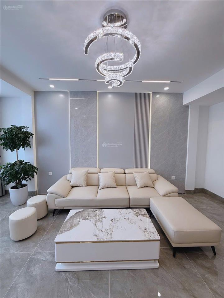 Bán nhà phố võ thị sáu hơn 7 tỷ có ngay căn 52m2 x4t sổ vuông vắn ô tô đỗ cổng sổ đỏ cc có tl
