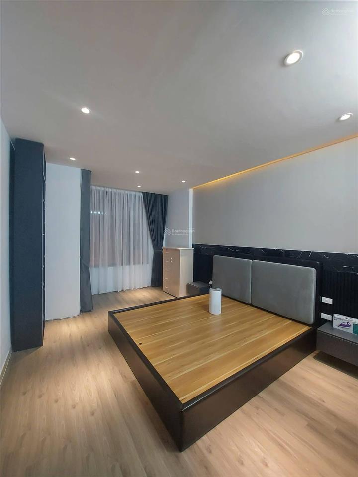 Ô tô đỗ cửa phố tân mai kinh doanh, dân xây 35m2 x5t giá 7.5 tỷ sổ cc bao quy hoạch