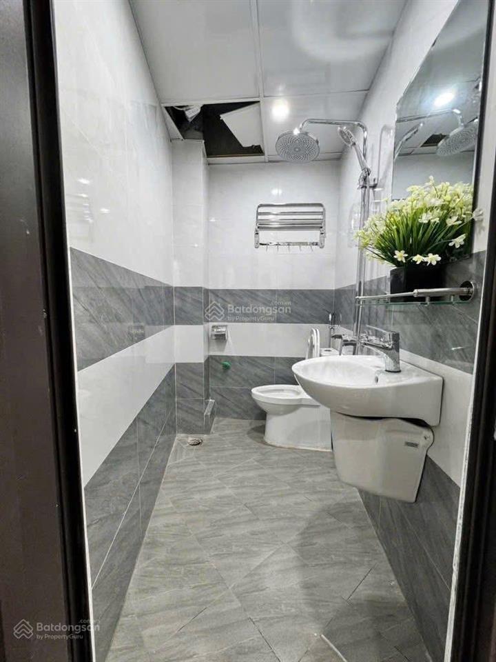 Nóng nhất lúc này! phố giáp bát 48m2 x5t ô tô đỗ đẹp thông thoáng dân xây giá nhỉnh 8 tỷ sổ cc