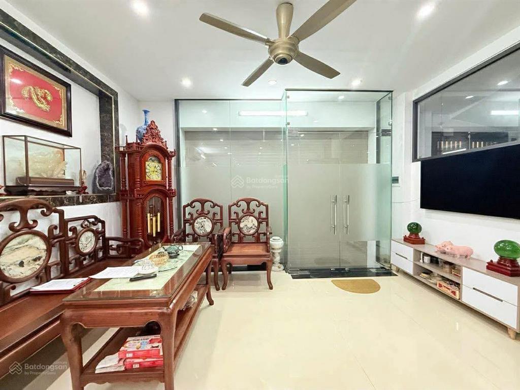 Giá đầu tư phố trương định 55m2 x 4t giá nhỉnh 10 ô tô đỗ kd dân xây sổ cc có tl