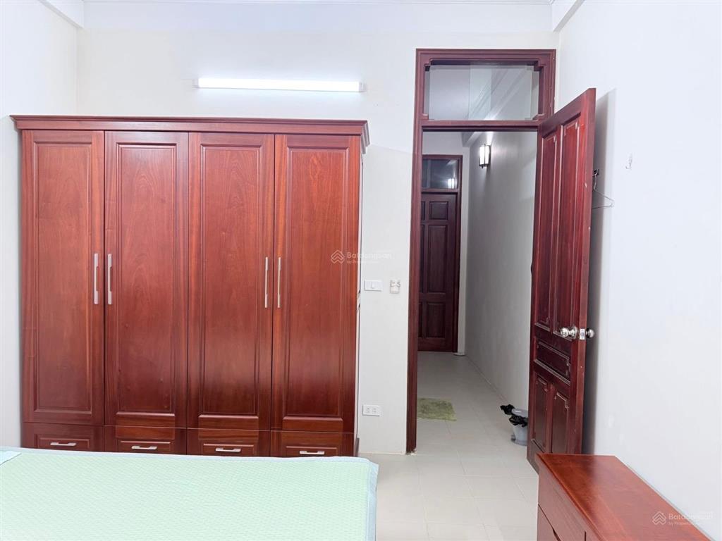 Mặt ngõ kinh doanh phố giáp nhị 45m2 x5t giá nhỉnh 8 tỷ sổ cc có tl ngõ thông tứ tung ô tô qua nhà