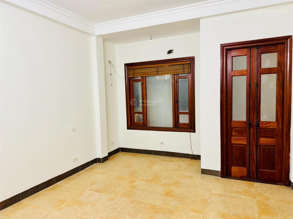 Tin thật! mạc thị bưởi, ô tô đỗ cổng, trước nhà 3.5m, 2 thoáng, dân xây btcc, nhiều tiện ích