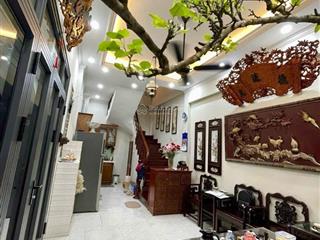 10m ra ô tô chánh phố giáp bát 45m x5t giá nhỉnh 8 tỷ sổ đẹp 1 thoáng kd dân xây