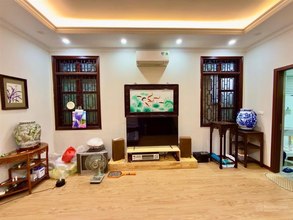 10m ra ô tô chánh phố giáp bát 45m x5t giá nhỉnh 8 tỷ sổ đẹp 1 thoáng kd dân xây