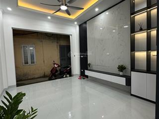 Mặt ngõ thông phố giáp nhị 32m2 x6t giá 8.8 tỷ sổ cc kd có tl