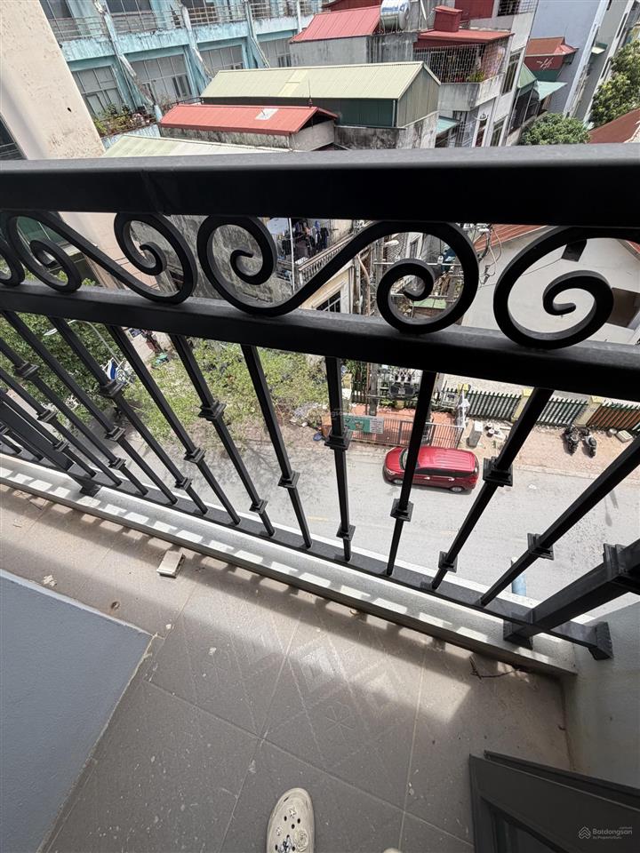 Ô tô đỗ cổng phố minh khai 50m2 x6t thang máy full nội thất lô góc 2 thoáng kd sổ đỏ cc