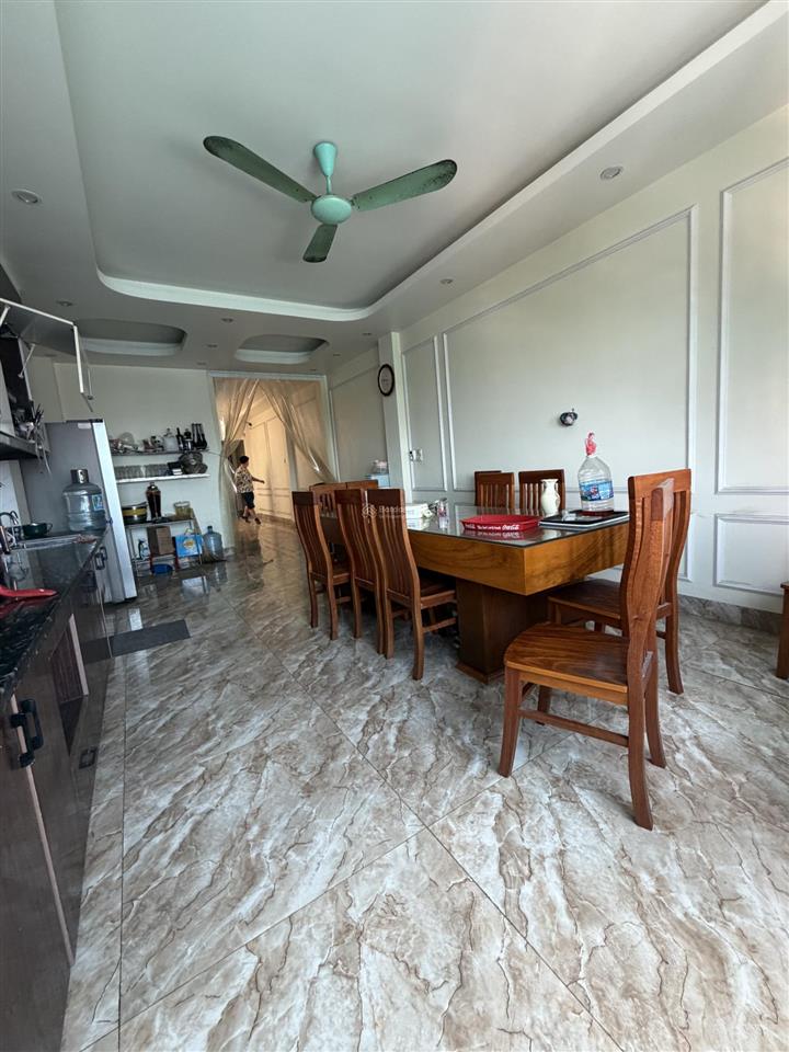 Sát phố minh khai 32m² x5t giá 6,3 tỷ sổ cc 2 thoáng dân xây nông thôn tứ tung ở ngay