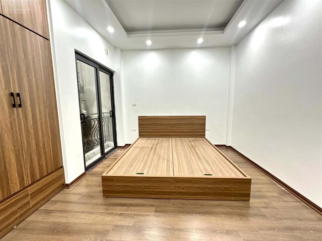 Siêu hời! nhà trần khát chân, 2 thoáng 3 ngủ khép kín, sổ riêng, không qh