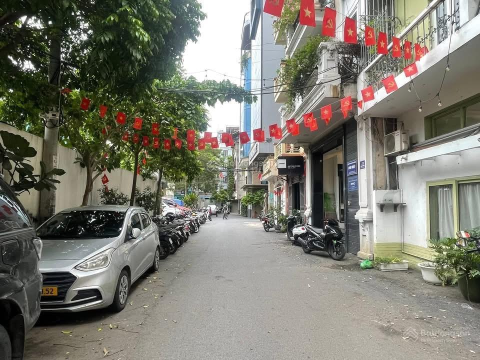 Kinh doanh mặt phố bùi ngọc dương 30m2 x 5t lô góc 2 thoáng dân xây ở ngay