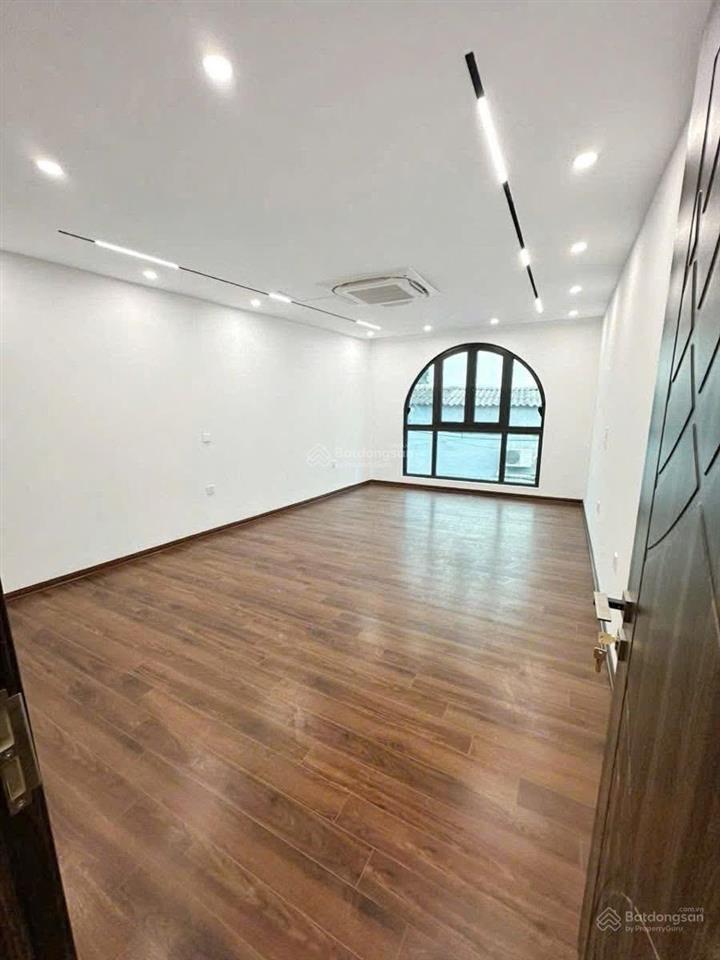 Kinh doanh phố trương định 42m2 x4t giá 7.3 tỷ sổ cc có tl 2 thoáng dân xây ở ngay