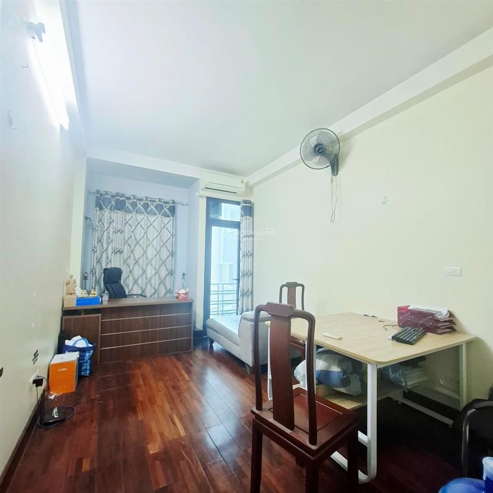 Ô tô đỗ phố giáp nhị 40m2 x5t giá 7.9 tỷ sổ cc kd full nội thất 2 thoáng ở ngay