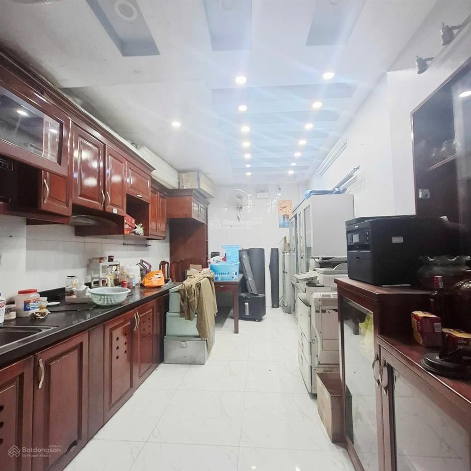 Ô tô đỗ phố giáp nhị 40m2 x5t giá 7.9 tỷ sổ cc kd full nội thất 2 thoáng ở ngay
