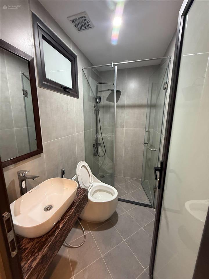 Sát phố lạc trung 40m2 x4t giá nhỉnh 8 tỷ sổ cc 2 thoáng dân xây ở ngay