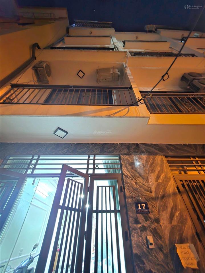 Bán đất tặng nhà 4t phố định công 45m2 x4t cũ giá 7.9 tỷ sổ cc bao quy hoạch 15m ra ô tô chánh
