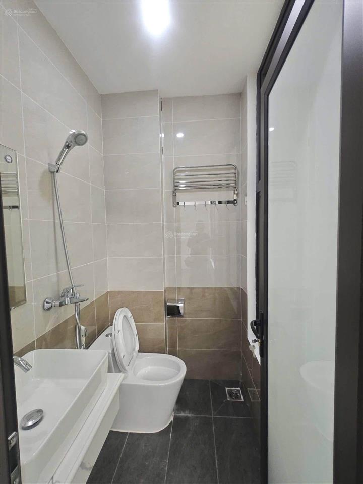 Ô tô đỗ cổng phố lạc trung 45m2 x5t giá nhỉnh 8 tỷ sổ cc dân xây chắc chắn bao quy hoạch