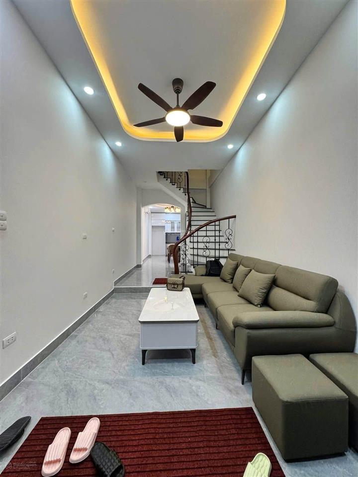 Nhà đẹp phố cổ lò đúc 35m2 x4t giá 7 tỷ dân xây chắc chắn ngõ nông thông tứ tung sổ đỏ cc có tl