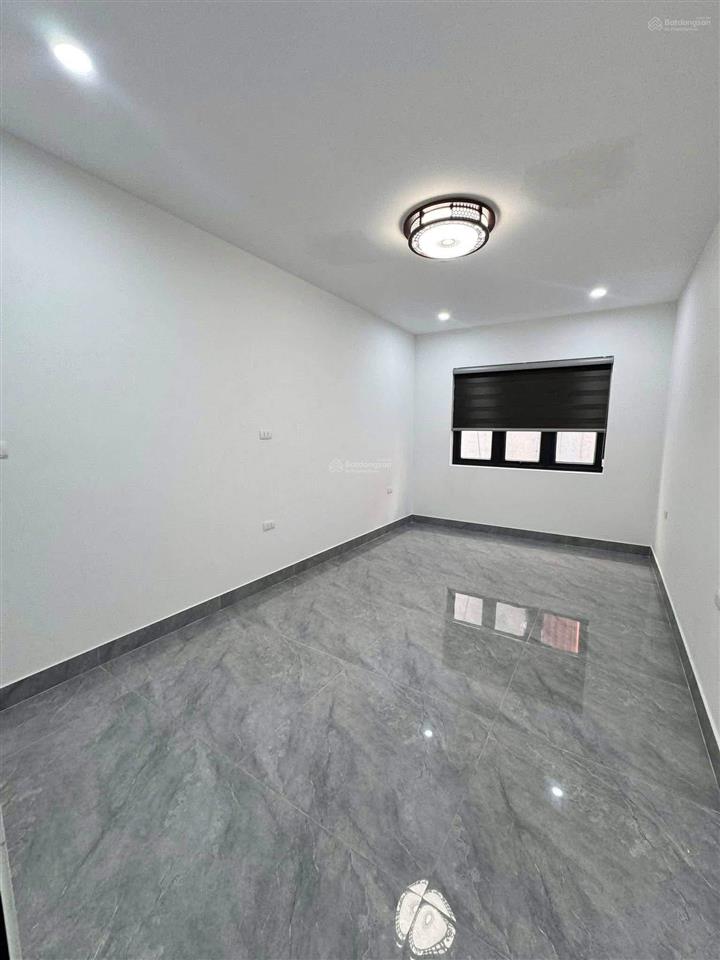Nhà đẹp phố cổ lò đúc 35m2 x4t giá 7 tỷ dân xây chắc chắn ngõ nông thông tứ tung sổ đỏ cc có tl