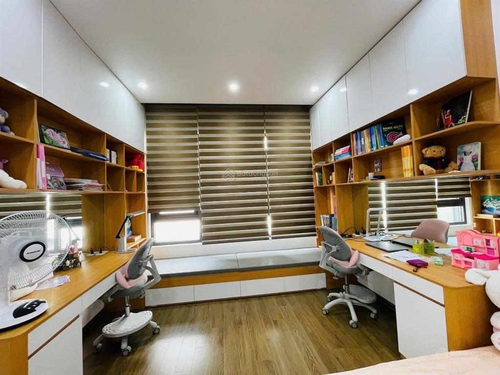 Lô góc 3 thoáng dân xây phố lò đúc 33m2 x4t giá 7 tỷ sổ cc bao qh có tl