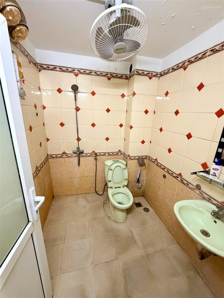 Bán đất tặng nhà 3 tầng phố trương định 135m2 x 3t lô góc 2 thoáng đầu tư xây dòng tiền sổ đỏ cc