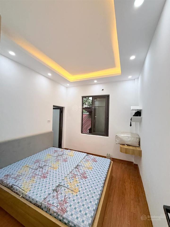 Tin thật! nhà lô góc nguyễn chính, ngõ ba gác tránh, 3 p ngủ full nội thất, sđcc, không quy hoạch