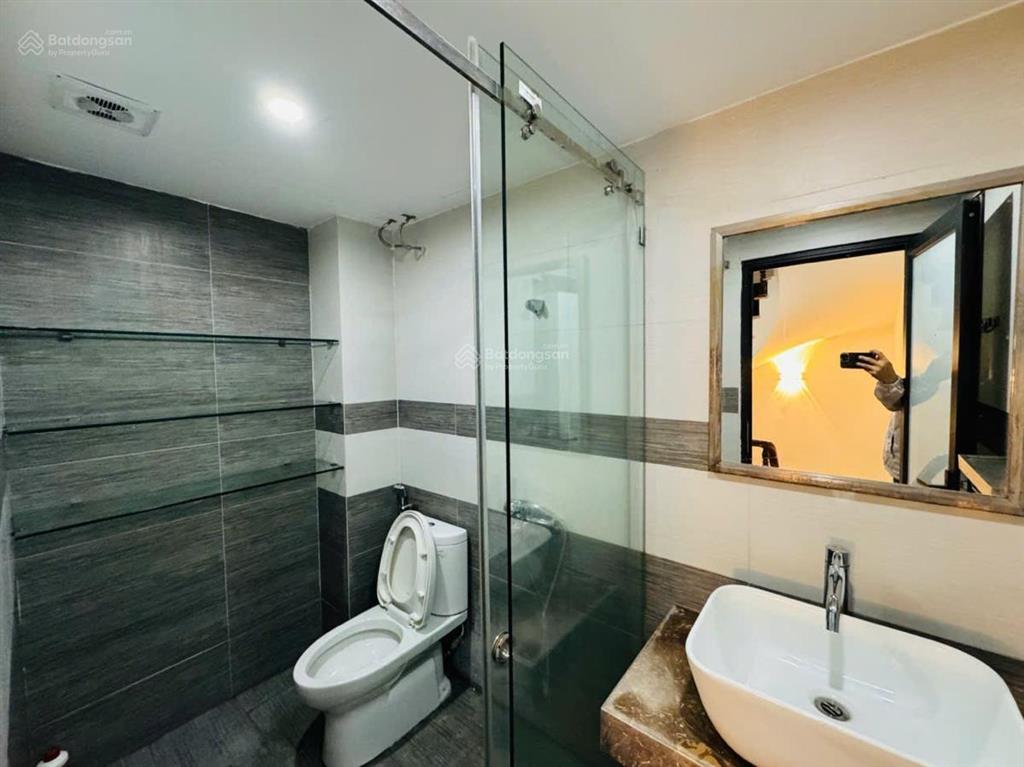 Giảm 2 tỷ! ôtô đỗ cửa kd phố trương định 56,9m2x5t sổ đỏ cc 2 mặt ngõ thông có tl bao qh