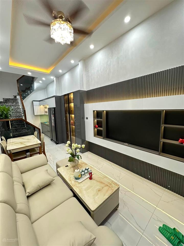 Lô góc phố minh khai 42m2 x5t giá nhỉnh 7 tỷ sổ cc 2 thoáng dân xây có tl bao qh