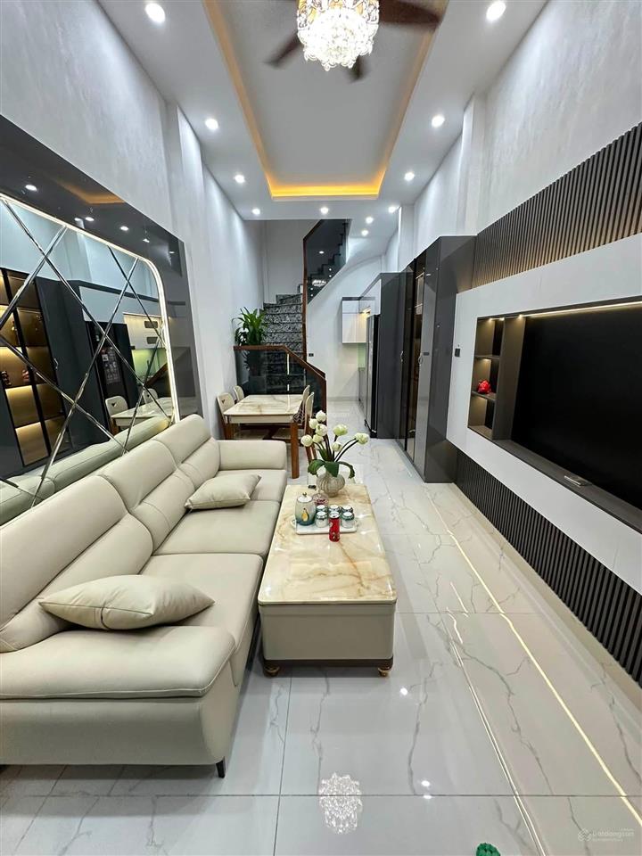 Lô góc phố minh khai 42m2 x5t giá nhỉnh 7 tỷ sổ cc 2 thoáng dân xây có tl bao qh