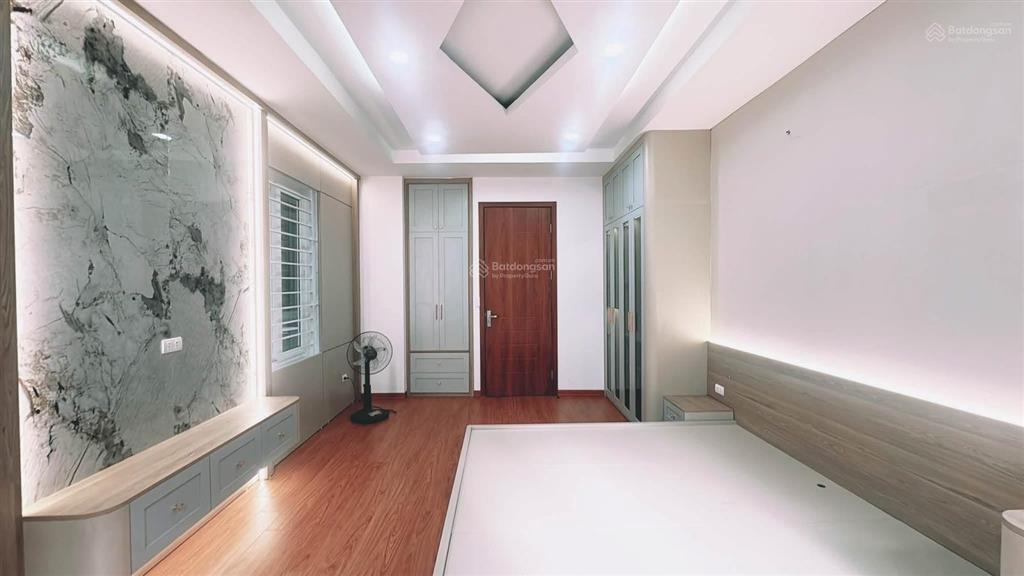 Ô tô đỗ cổng phố minh khai 40m2 x5t giá nhỉnh 7 tỷ sổ cc kd 2 thoáng có tl bao qh