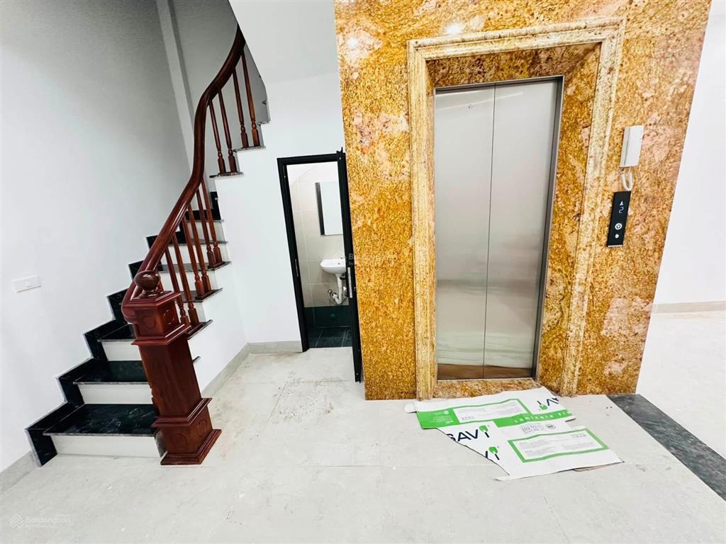 Gần phố trần khát chân 35m2 x6t thang máy 2 thoáng dân xây 20m ra phố ở ngay sổ đỏ cc có tl bao qh
