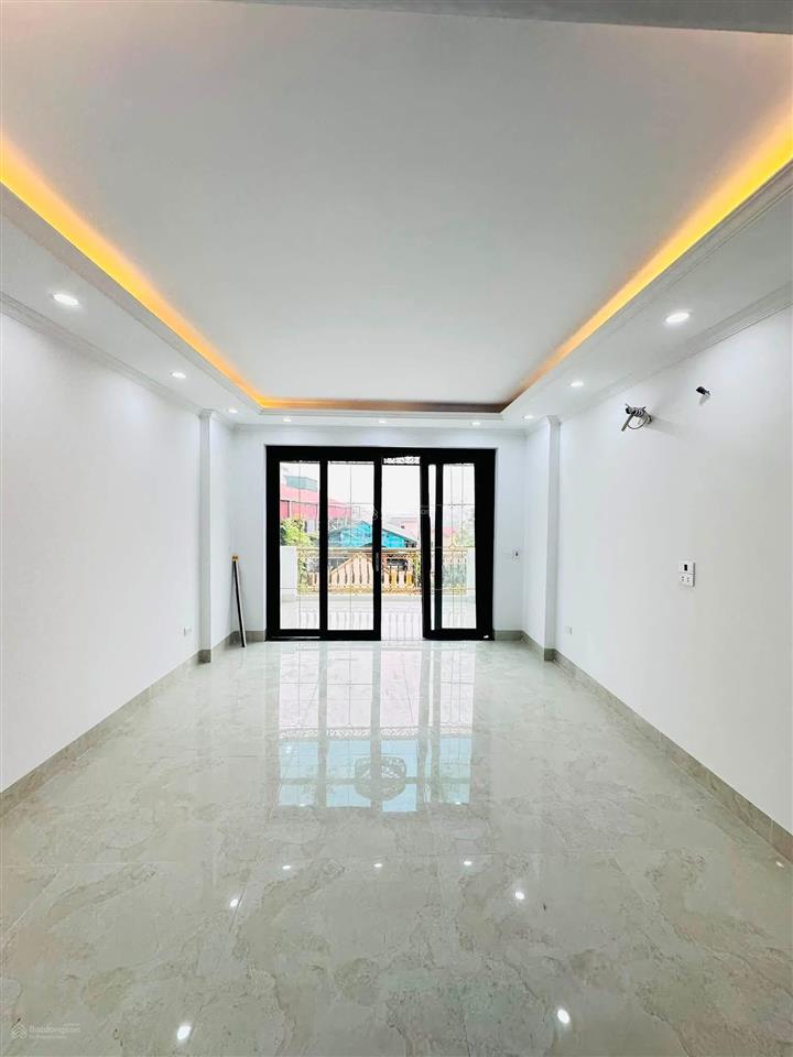 Gần phố trần khát chân 35m2 x6t thang máy 2 thoáng dân xây 20m ra phố ở ngay sổ đỏ cc có tl bao qh
